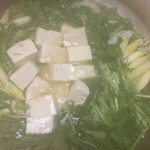 水菜と白菜とねぎの温豆腐